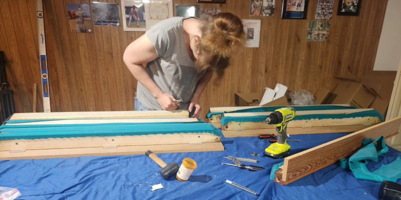 Pool Table Felt Replacement in St. Louis, Missouri